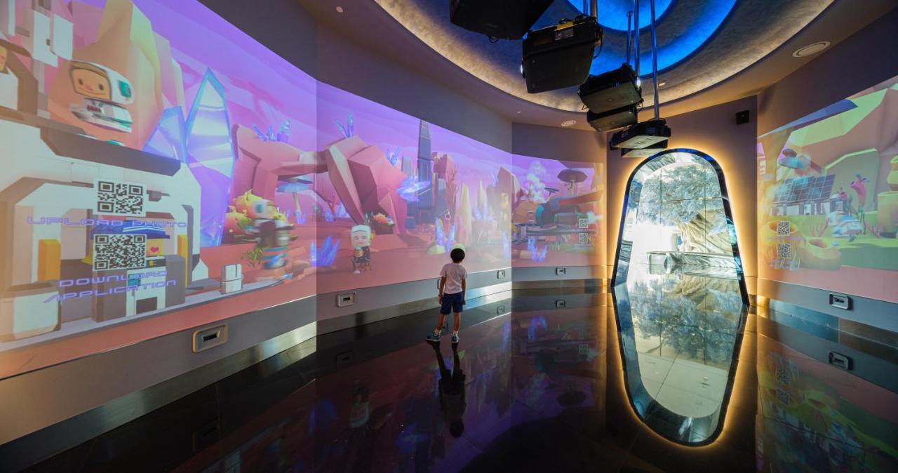 Grande Centre Point Space Патая Екстериор снимка The 3D cinema