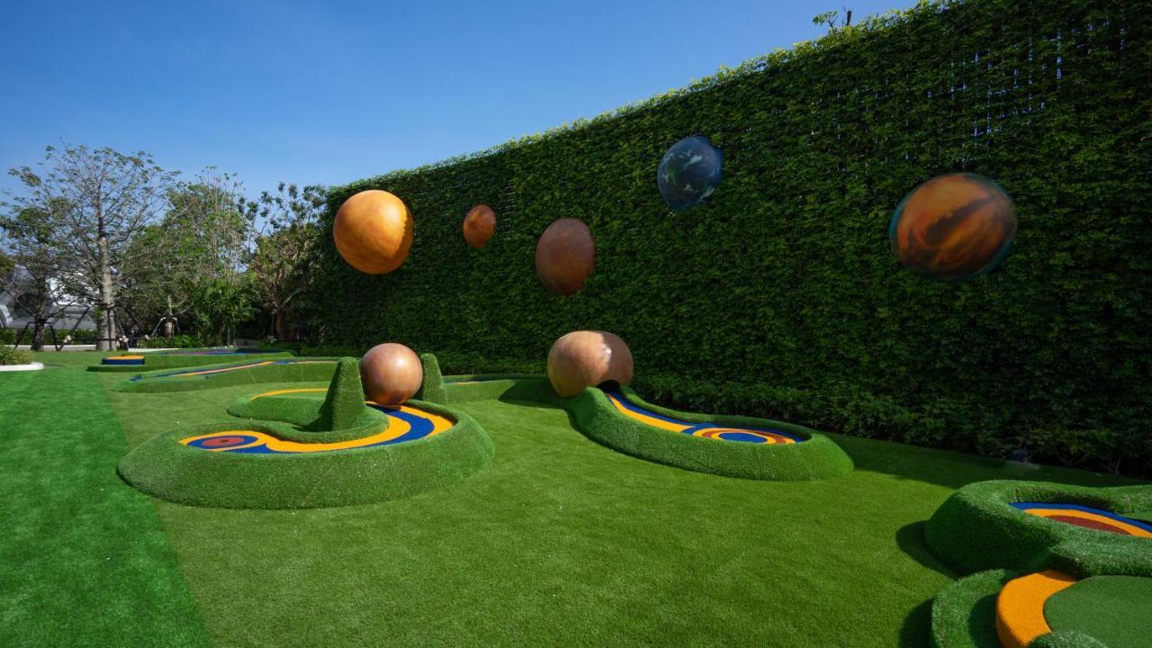 Grande Centre Point Space Патая Екстериор снимка The Children's Museum of Oak Park
