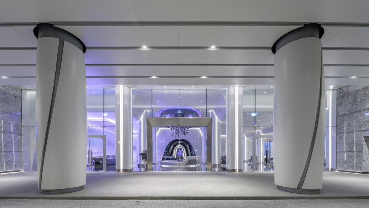 Grande Centre Point Space Патая Екстериор снимка The interior of the hotel